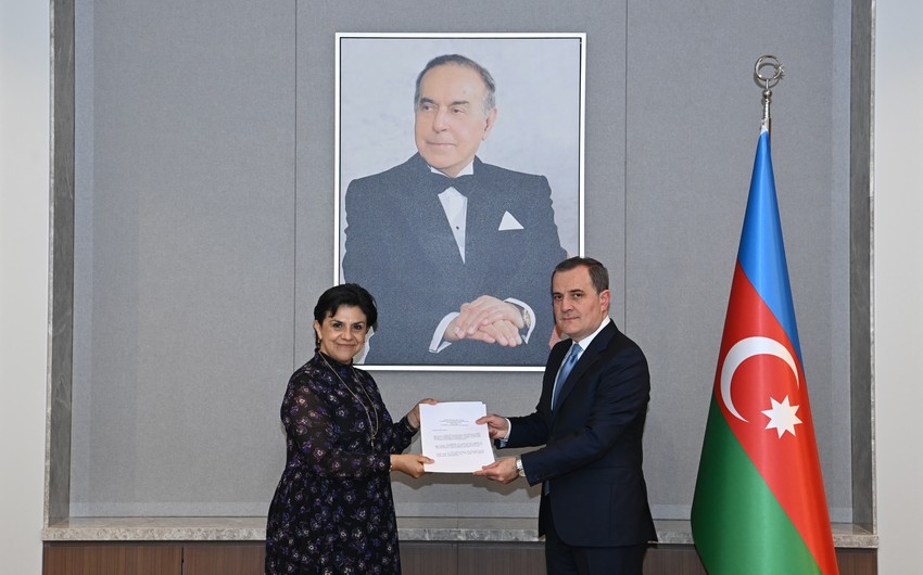 Ceyhun Bayramov Meksika səfiri ilə görüşdü 
