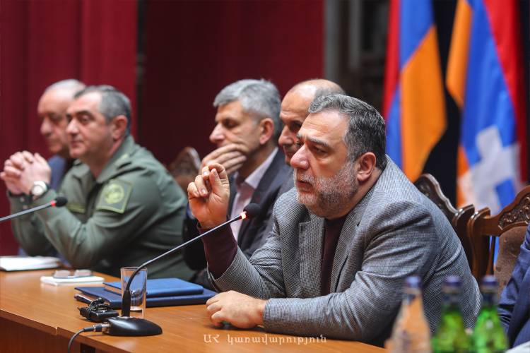 Vardanyan Paşinyanı biganəlikdə İTTİHAM ETDİ