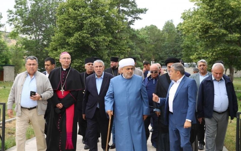 Azərbaycandakı dini rəhbərlərdən erməni kilsəsinə ÇAĞIRIŞ