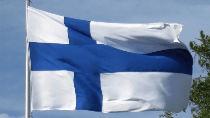 Finlandiya Ukraynaya yeni hərbi yardım AYIRDI