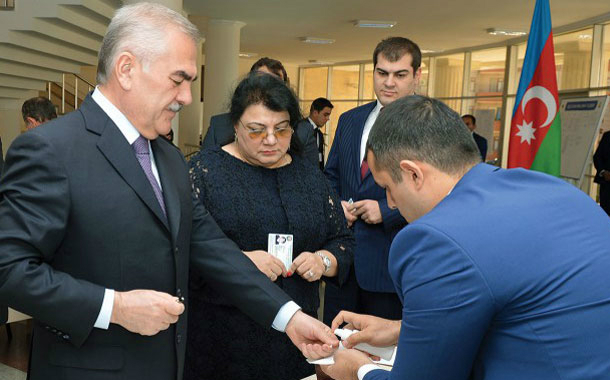 Vasif Talıbovun dosyesi: fabrikdən Ali Məclisə gedən YOL