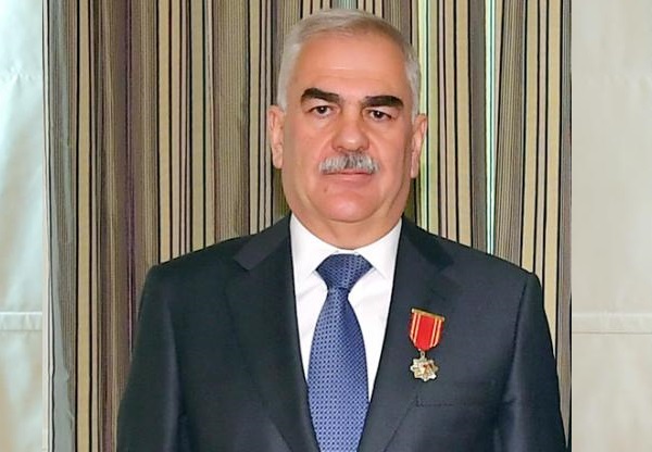 Vasif Talıbova yazılan şeir - Oğlunun səhifəsində “Naxçıvan xanı” kimi VƏSF OLUNUB