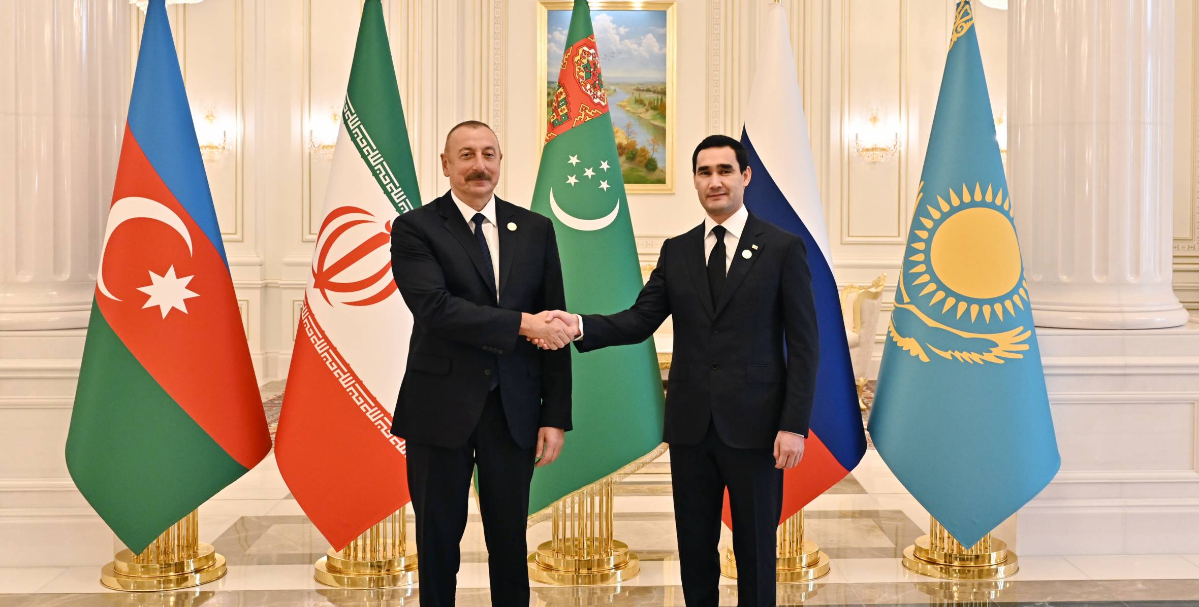 Türkmənistan Prezidenti İlham Əliyevi təbrik etdi