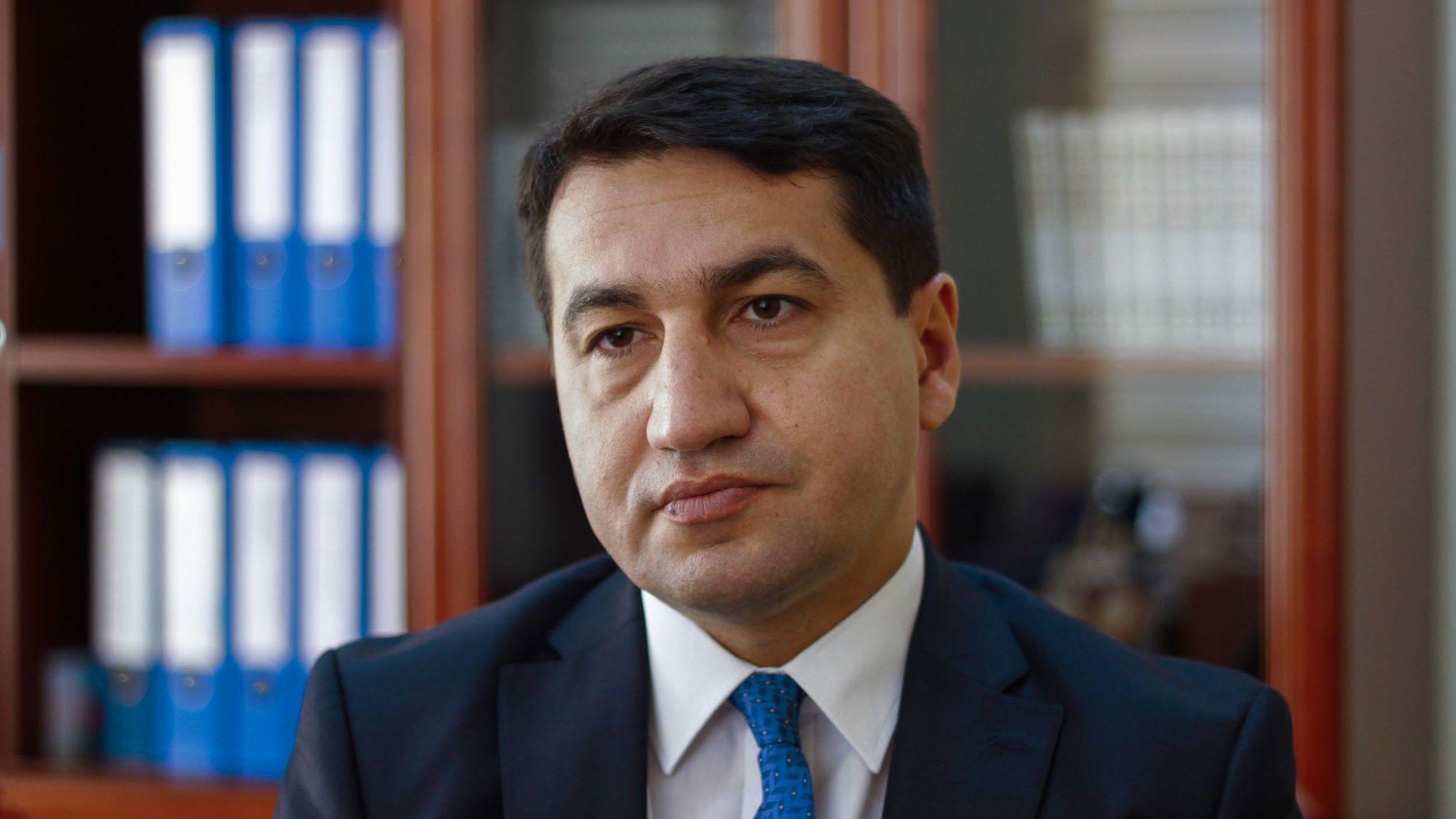 Hikmət Hacıyev Baydenin müşaviri ilə sülh danışıqlarını müzakirə etdi