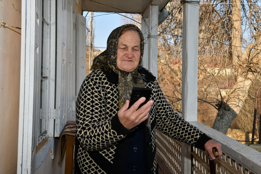 “Aztelekom” Slavyanka kəndinə internet çəkir