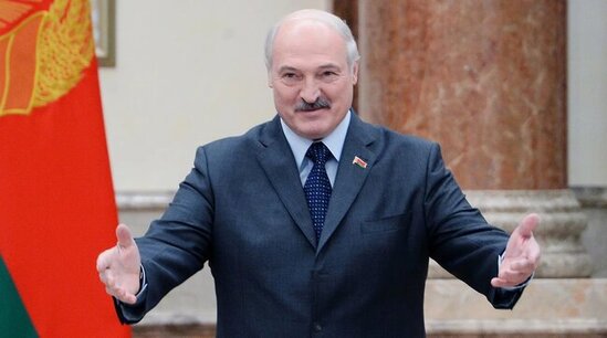 Lukaşenko Rusiyaya getdi