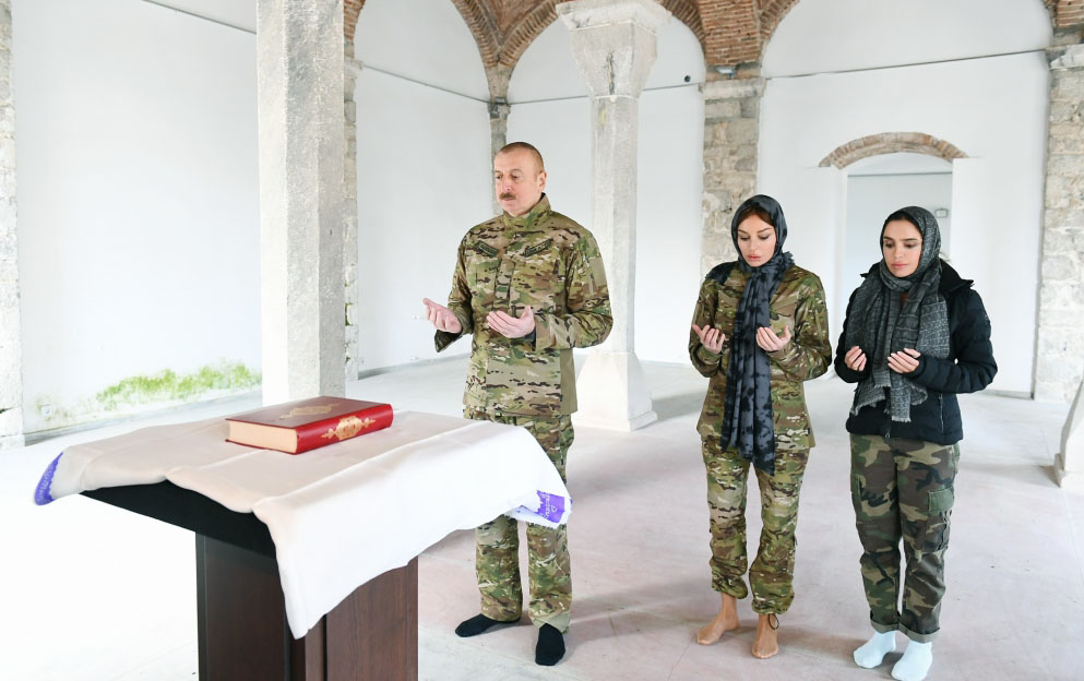 Prezident İlham Əliyevin dini siyasəti