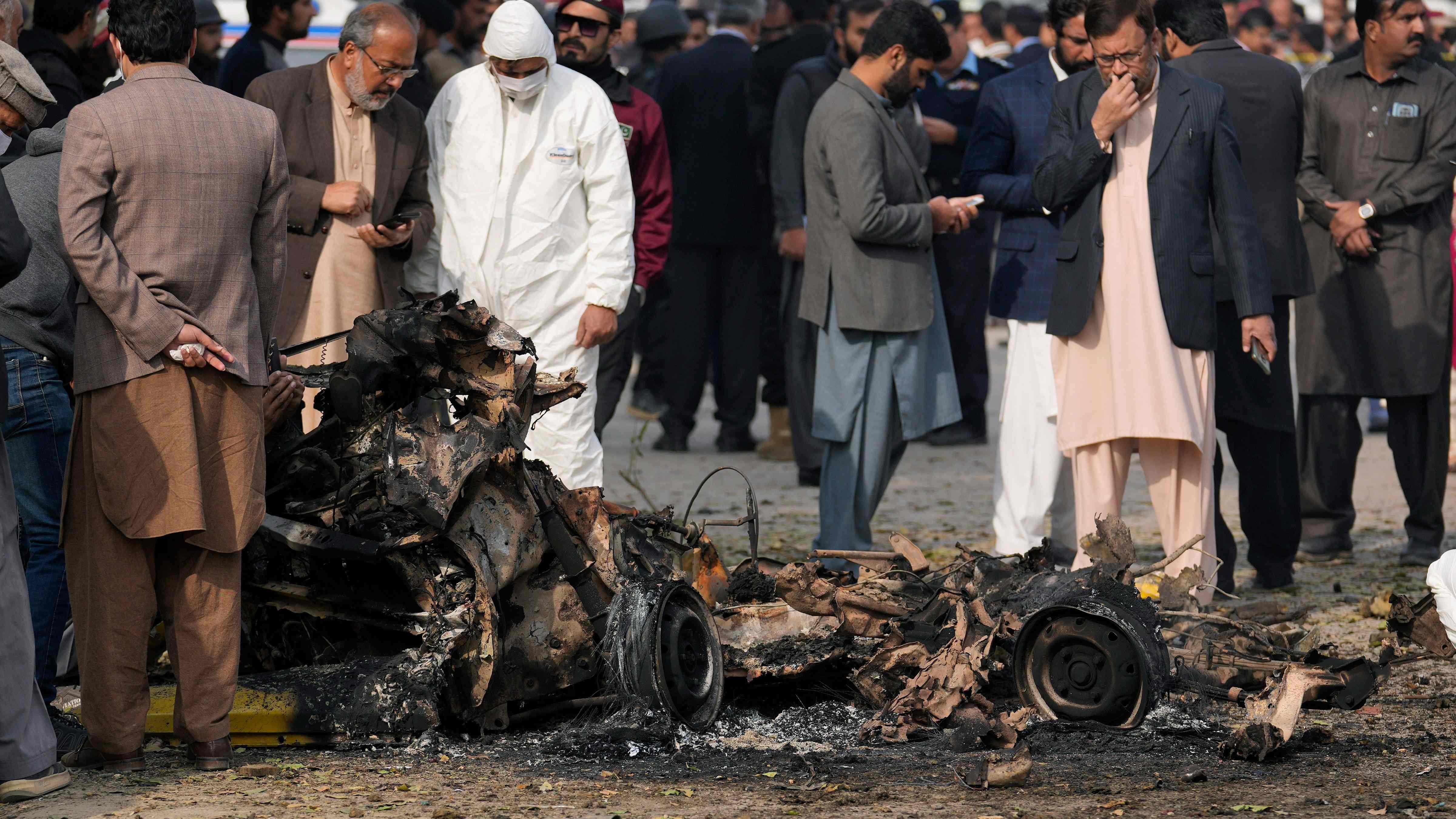 Pakistan ordusunun 5 hərbçisi öldürüldü 