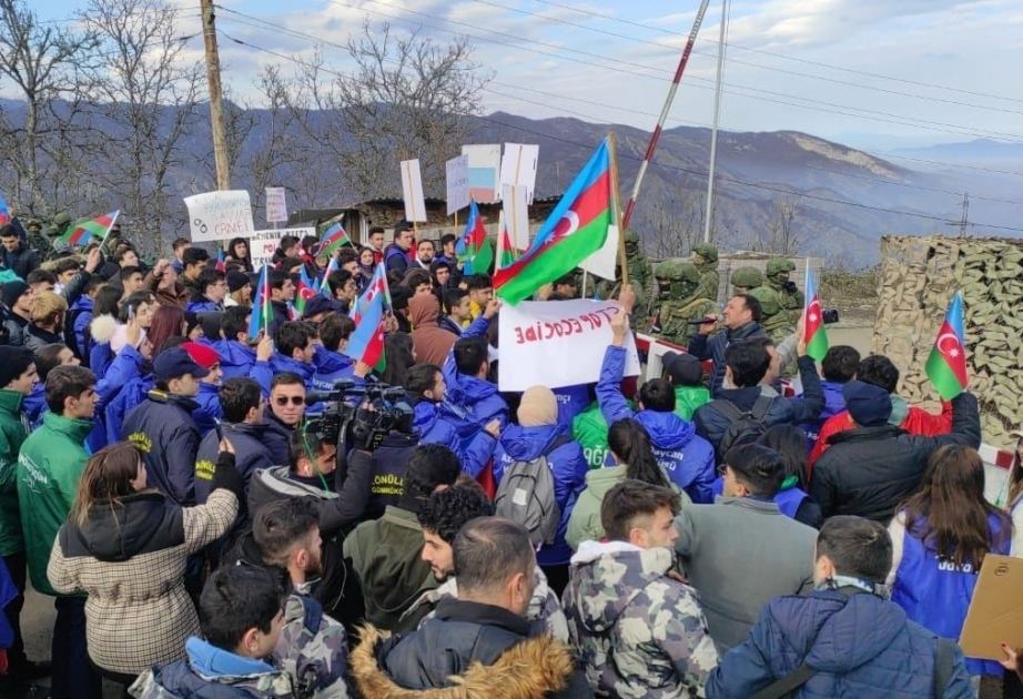 Pakistanlı tələbələr Laçın yolundakı aksiyaya qoşulmaq istəyirlər