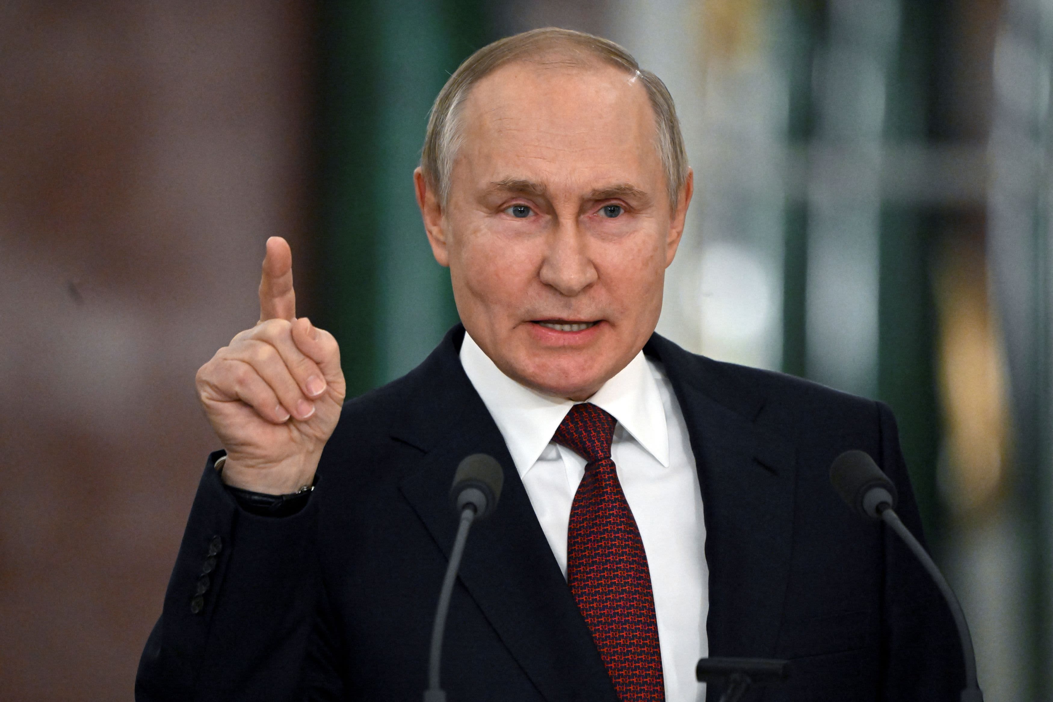 MDB liderləri arasında fikir ayrılığı var - Putin