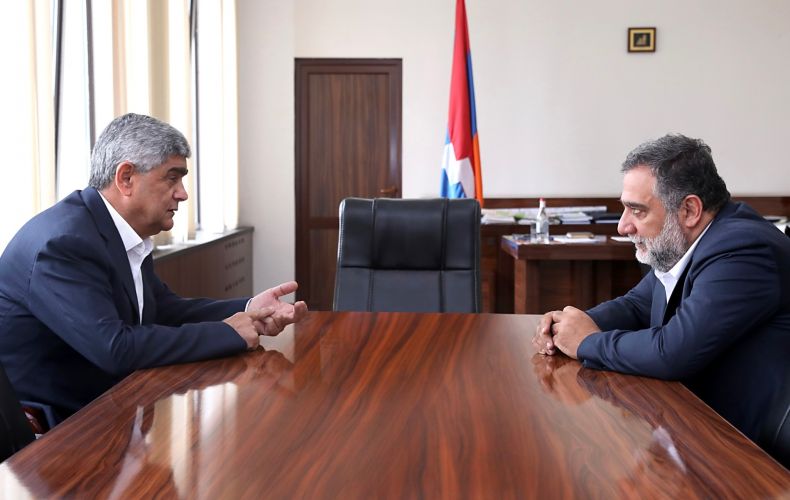 Xankəndidə gərginlik: Vardanyan Balasanyanı “VURDU”