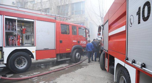 Lənkəranda yaşayış binası yanıb