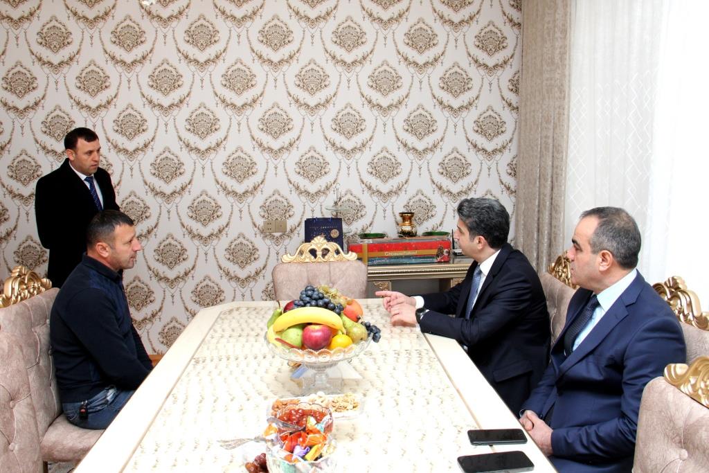 Vətən müharibəsi şəhidlərinin ailələri ziyarət olunur - FOTOLAR