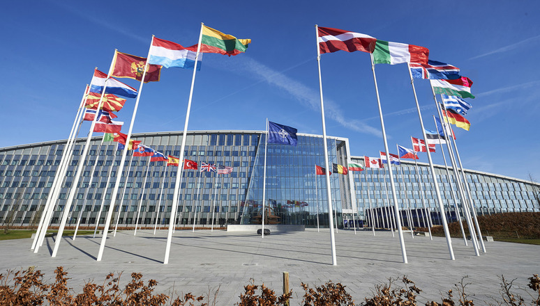 NATO-nun silahlı qrupuna rəhbərlik Almaniyaya keçdi