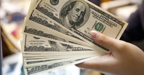 Banklara 63 milyondan çox dollar SATILDI