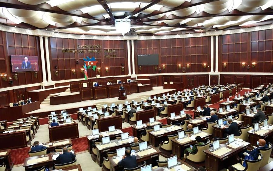 Sahibə Qafarovanın təqdimatı ilə yeni auditorun namizədliyi irəli sürüldü 