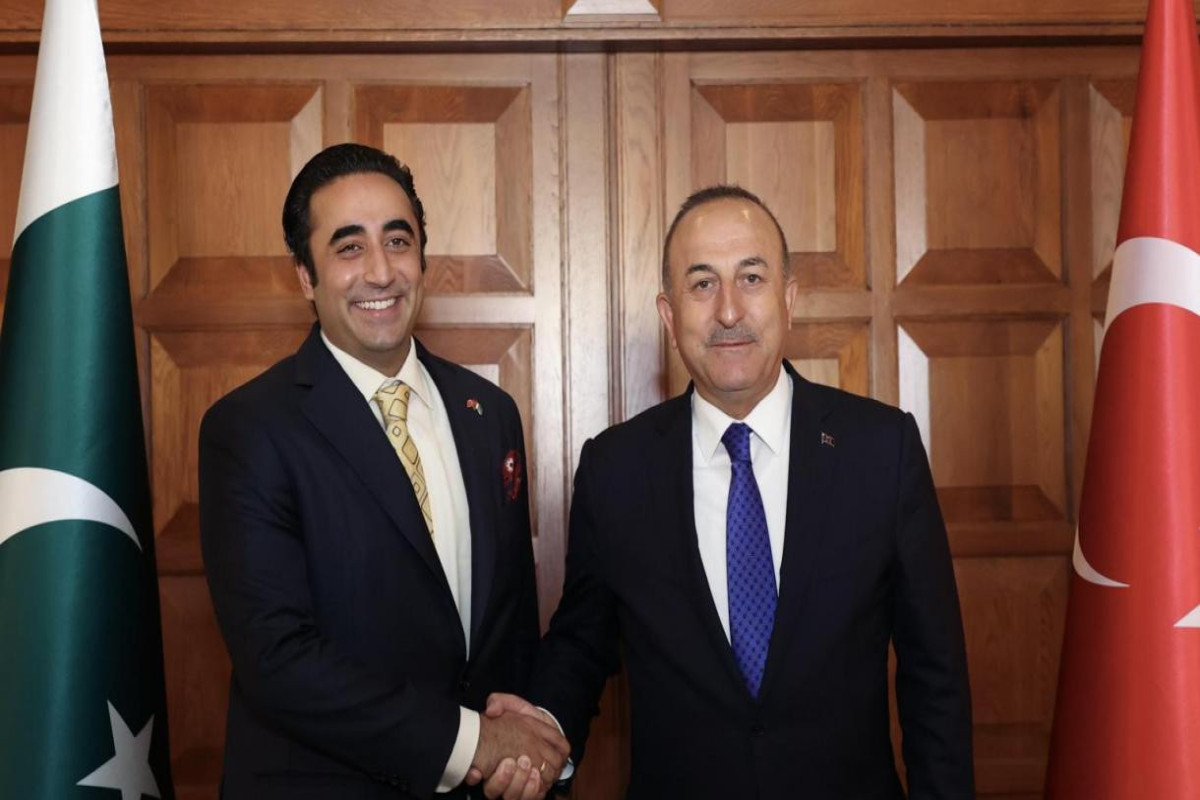 Çavuşoğlu pakistanlı həmkarı ilə müzakirə apardı 