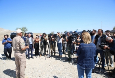 200-ə yaxın xarici jurnalist azad edilən ərazilərə gedib 