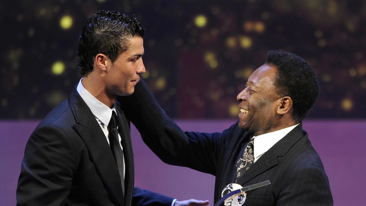 Rahat yat, kral Pele! - Ronaldodan kədərli paylaşım