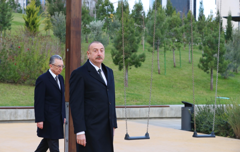 Prezident Mərkəzi Parkın ikinci hissəsinin açılışında- YENİLƏNİB