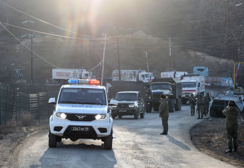 Sülhməramlıların daha 10 maşını aksiya ərazisindən keçdi