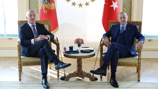 Ərdoğan həmkarı ilə ilin son görüşünü keçirdi