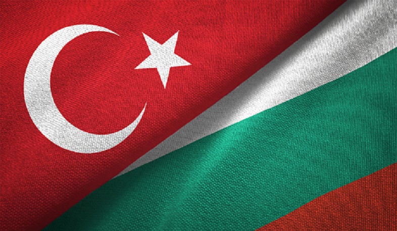 Türkiyə Bolqarıstana 1.5 milyard kubmetr qaz satır