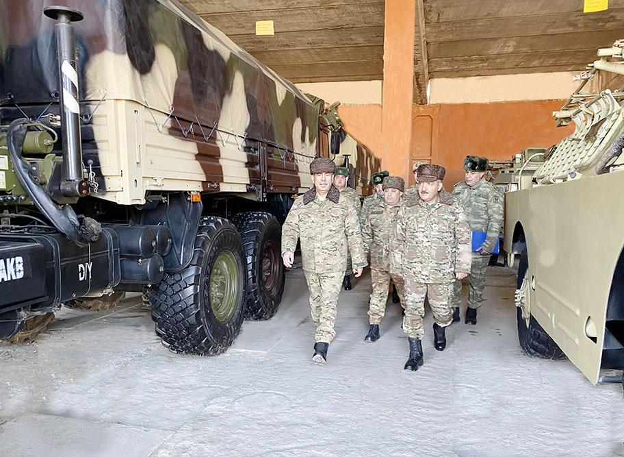 Zakir Həsənov şəxsi heyətin döyüş hazırlığını YOXLADI