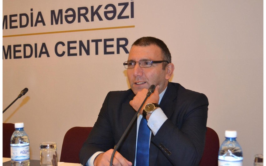 Arye Qutun adına mükafat təsis edildi