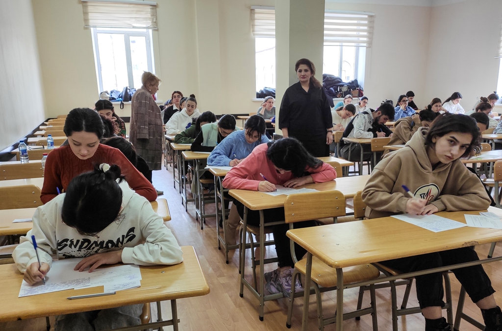 ADU-da qış imtahan sessiyası başlayıb - FOTOLAR
