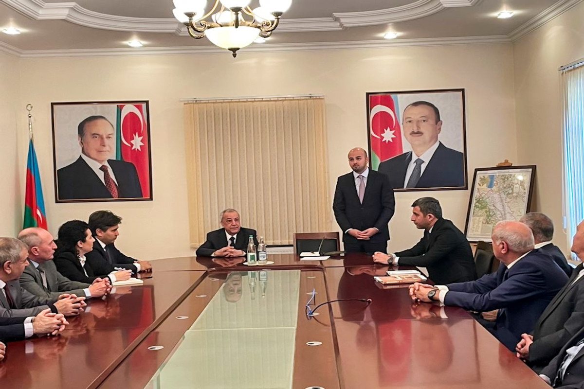 Prezidentin xüsusi nümayəndəsi Qubadlı ictimaiyyətilə müzakirə apardı