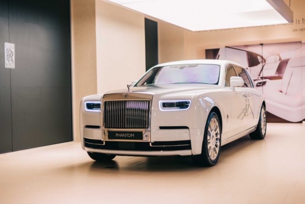 Ötən il “Rolls-Royce” rekord sayda satılıb