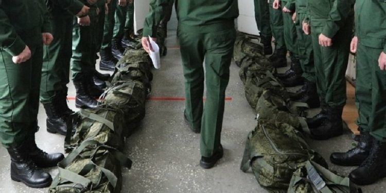 Rusiya ölən hərbçilərin siyahısını GİZLƏDİR