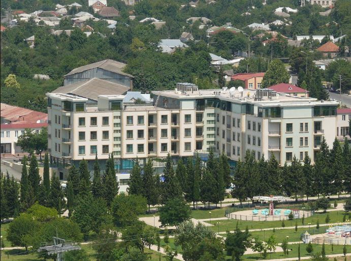 Azərbaycanda 9 milyon manata hotel satılır - FOTOLAR