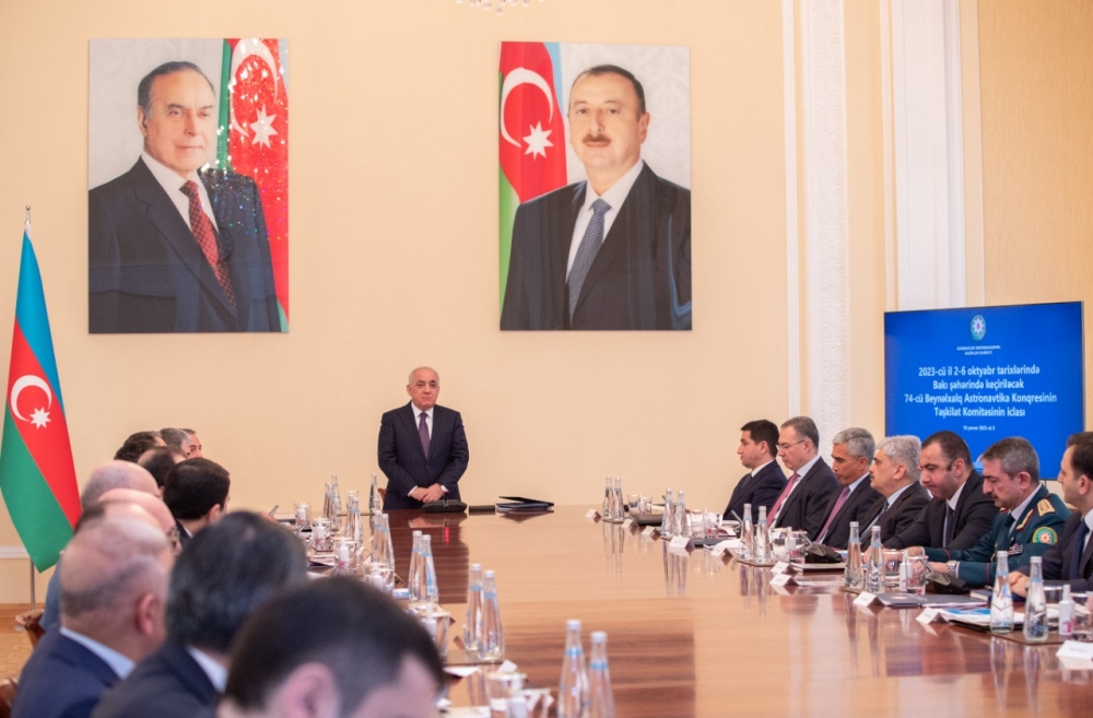 Əli Əsədov Təşkilat Komitəsinin ilk iclasını keçirdi