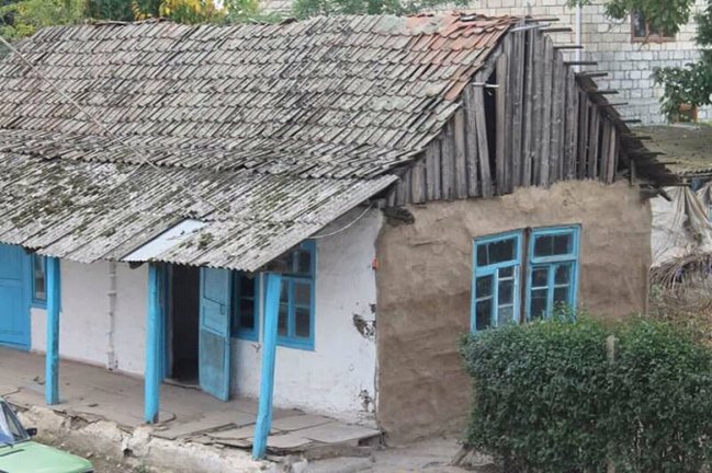 Yararsız vəziyyətdə olan məktəblərin sayı açıqlandı