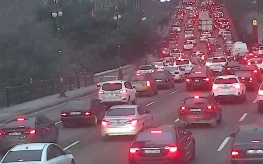 Hazırda tıxac olan yolların SİYAHISI