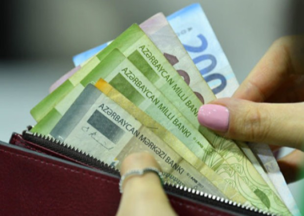 Yaşa görə sosial müavinət 220 manat oldu