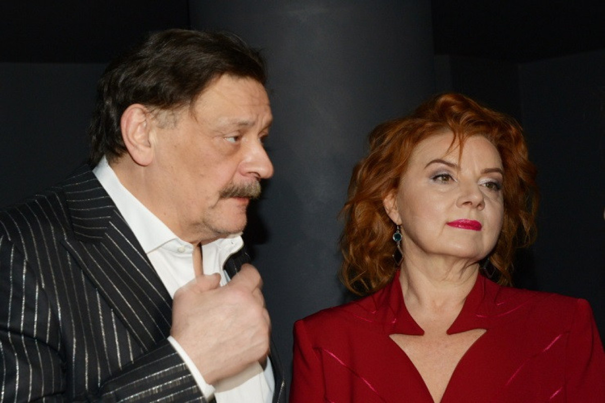 Müharibəyə etiraz edən xalq artisti və həyat yoldaşı işdən çıxarıldı