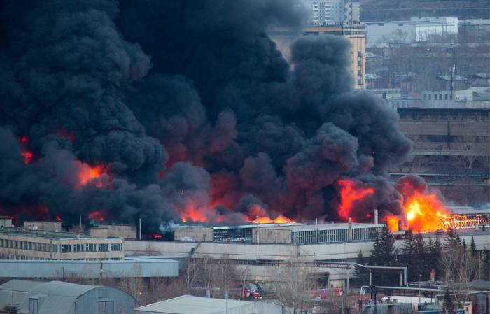 Rusiyada böyük bazar yandı: Ölən var - YENİLƏNİB