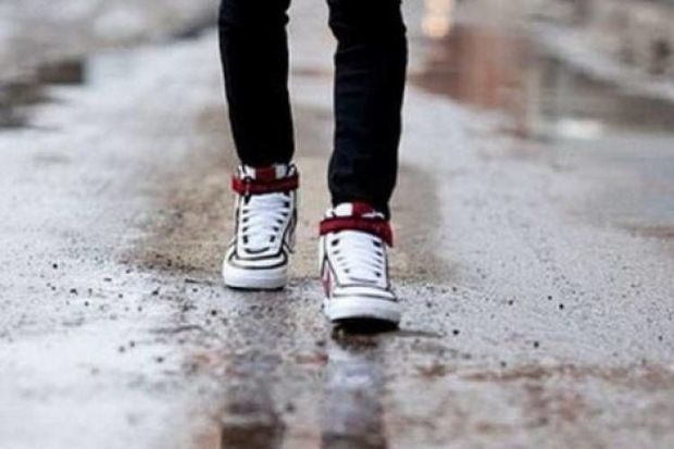 17 yaşlı oğlan itkin düşdü