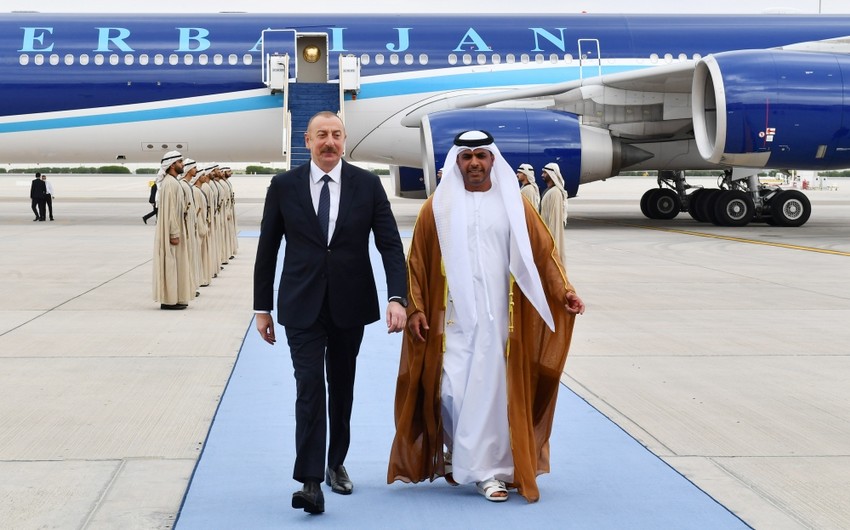 Prezident Birləşmiş Ərəb Əmirliklərinə getdi - FOTO