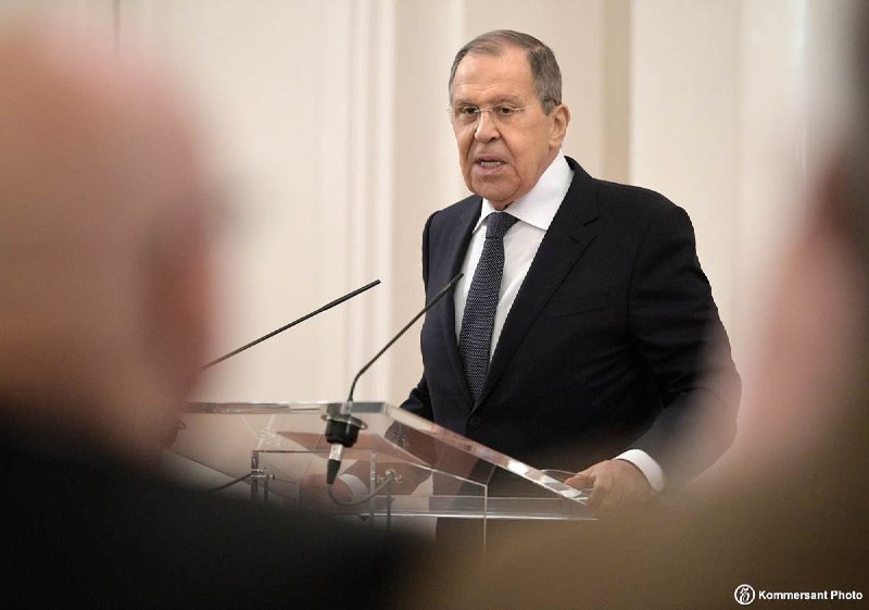 Rusiya Ukrayna ilə danışıqlara hazırdır, Zelenski ilə yox - LAVROV