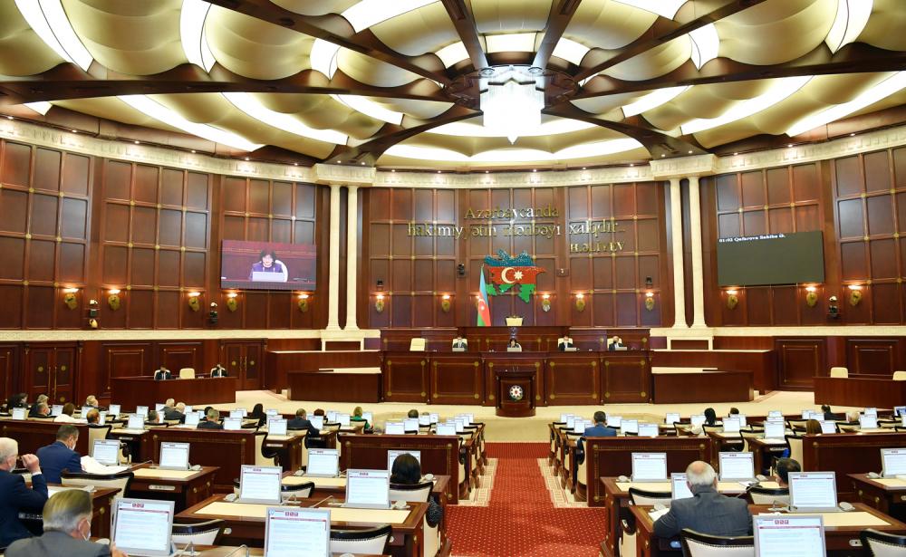 Regional məsələlər komitəsi də iclasa toplanır - Bu sənədlər gündəmdədir