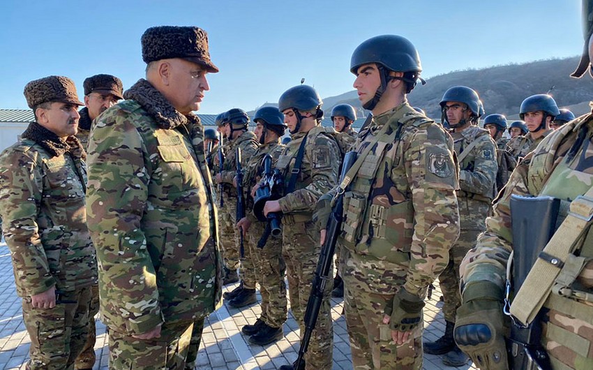 Kərim Vəliyev Kəlbəcər və Laçında döyüş hazırlığını yoxladı - FOTO 