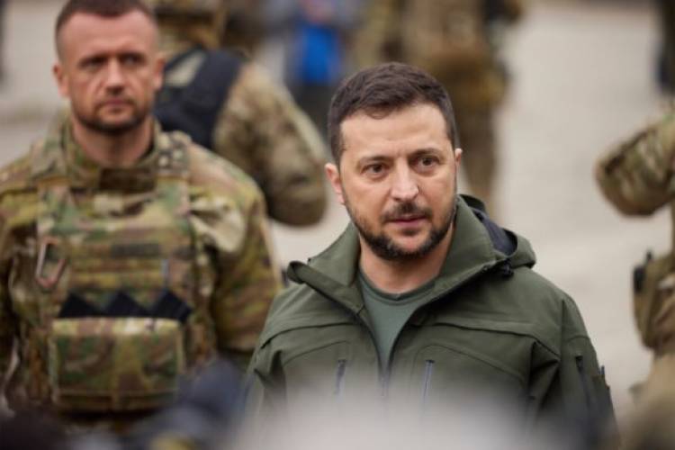 Zelenski Qərbi tənqid etdi: \