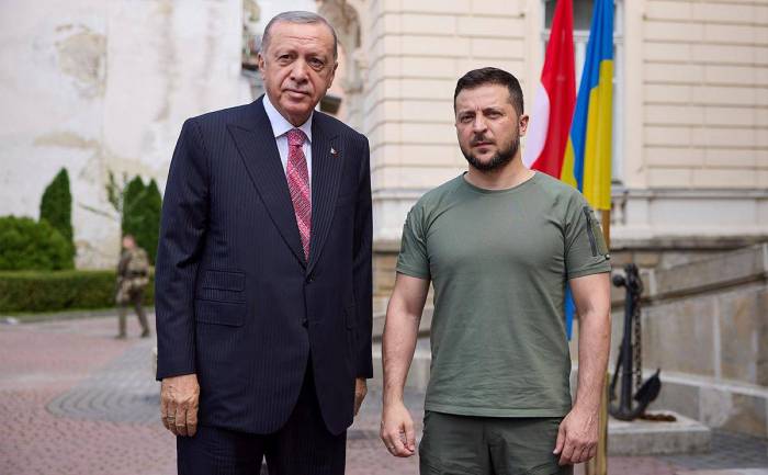 Ərdoğan Zelenski ilə telefon danışığı apardı