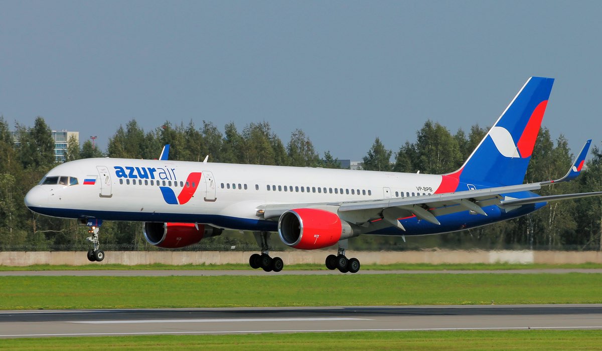 Hindistana uçan təyyarə Özbəkistanda məcburi eniş etdi