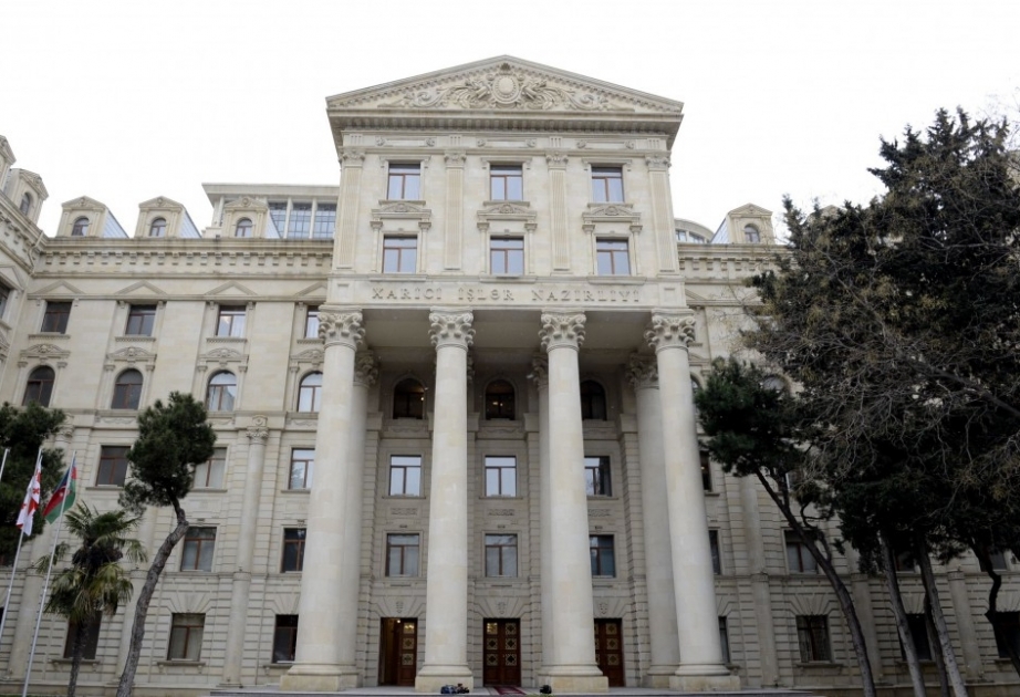 XİN Mirzoyana CAVAB VERDİ 