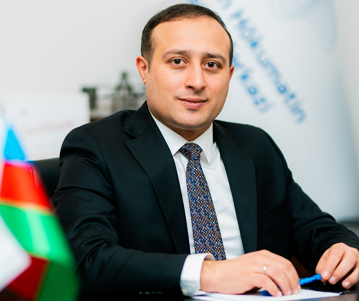 Elektron Hökumətin İnkişafı Mərkəzinin direktoru işdən çıxdı